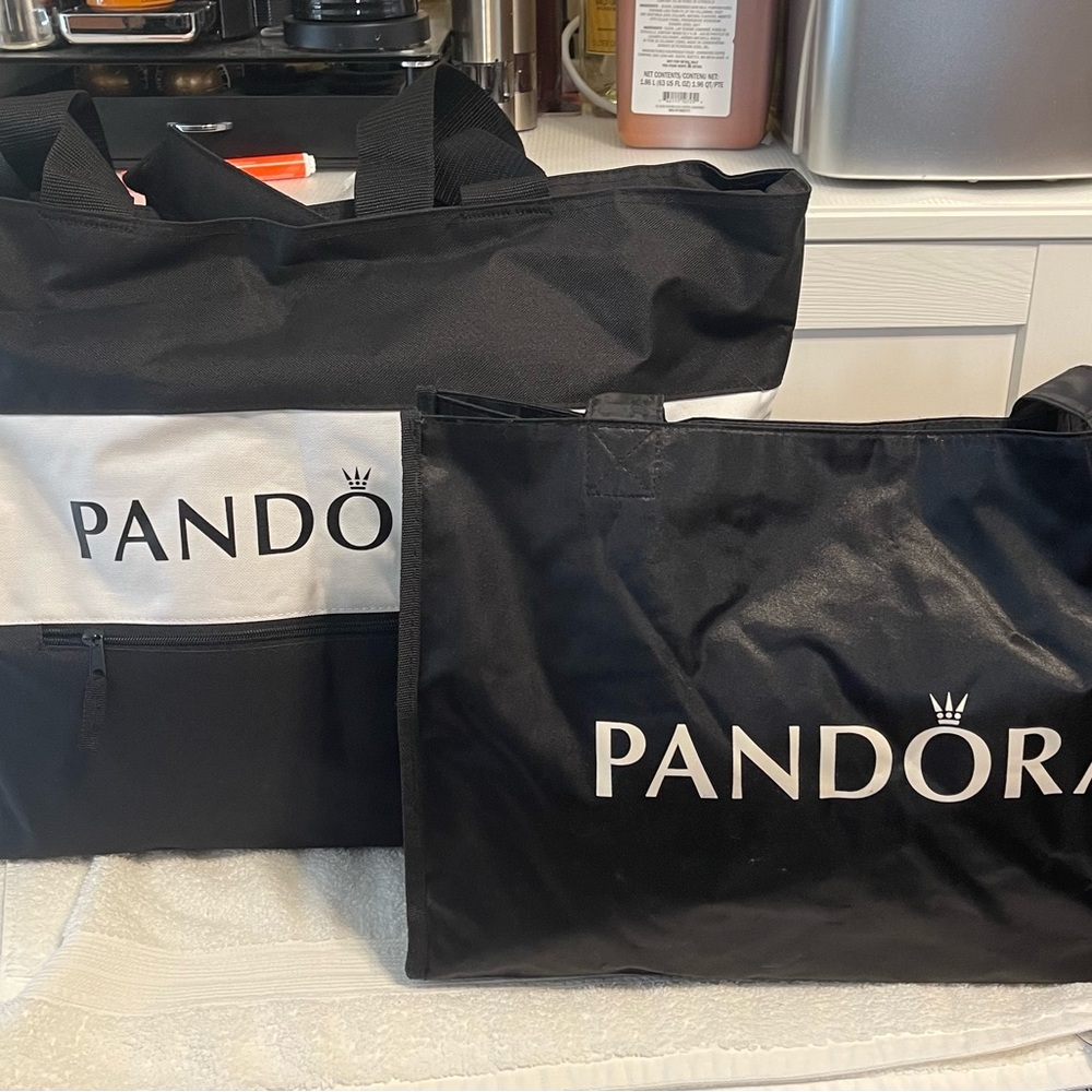 Bundle of two EXCLUSIVE Pandora Event bags
